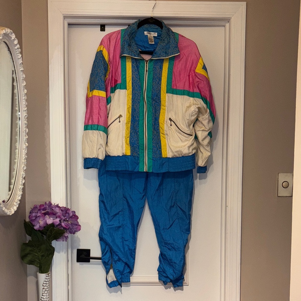 Vintage Colorblock Bomber Jacket and Pant Set - Blue, Pink & Cream